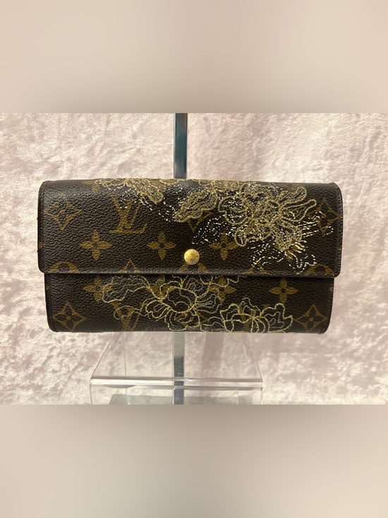 Louis Vuitton Handbags - Louis Vuitton Monogram Limited Edition Dentelle Sarah Wallet Authentic